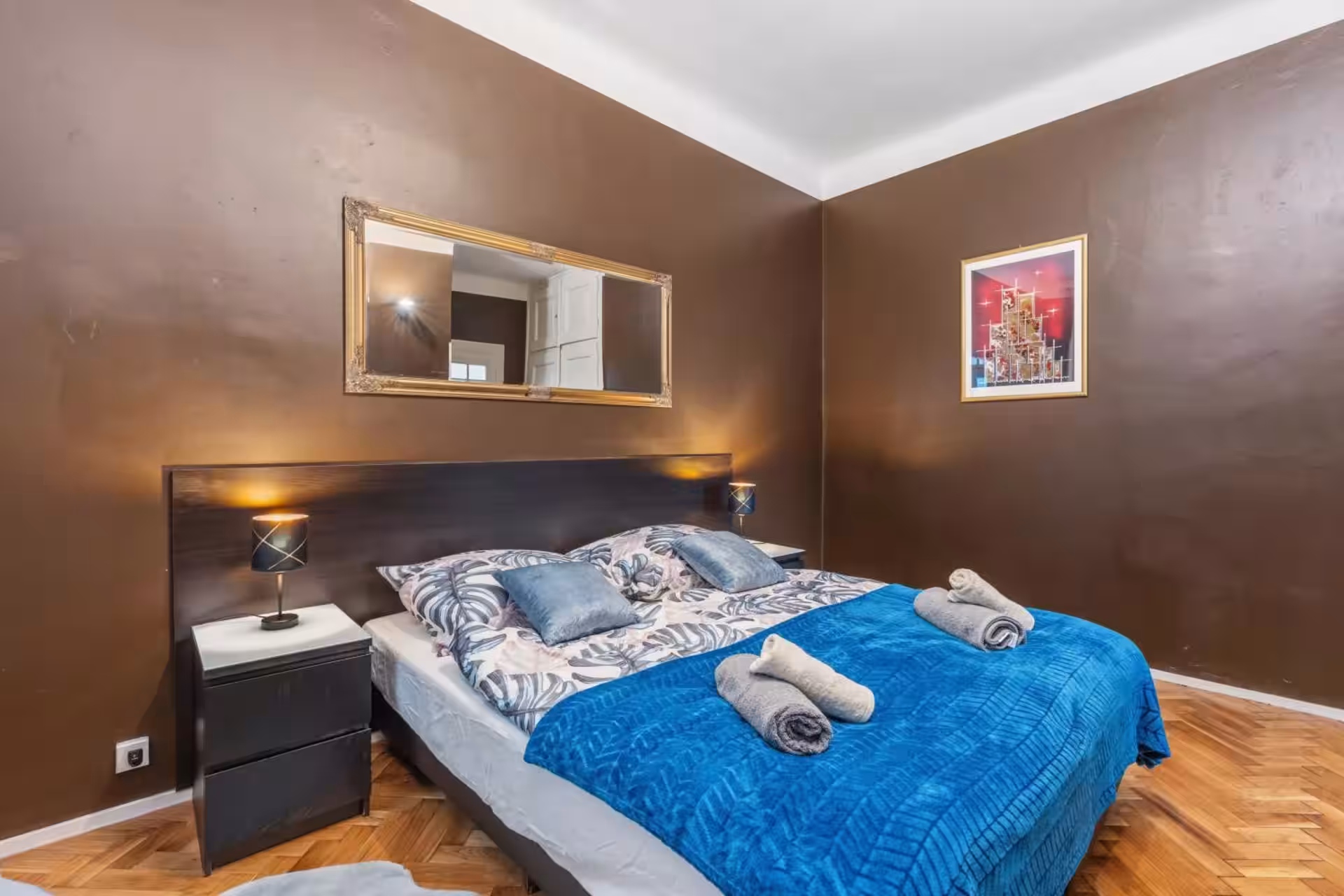 Royal Kings Residence · 24