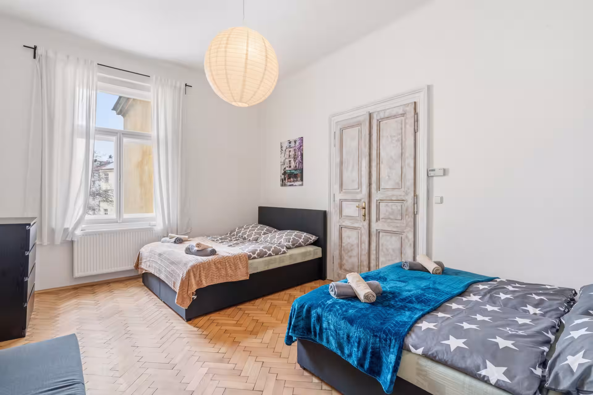 Old Town Residence · 24