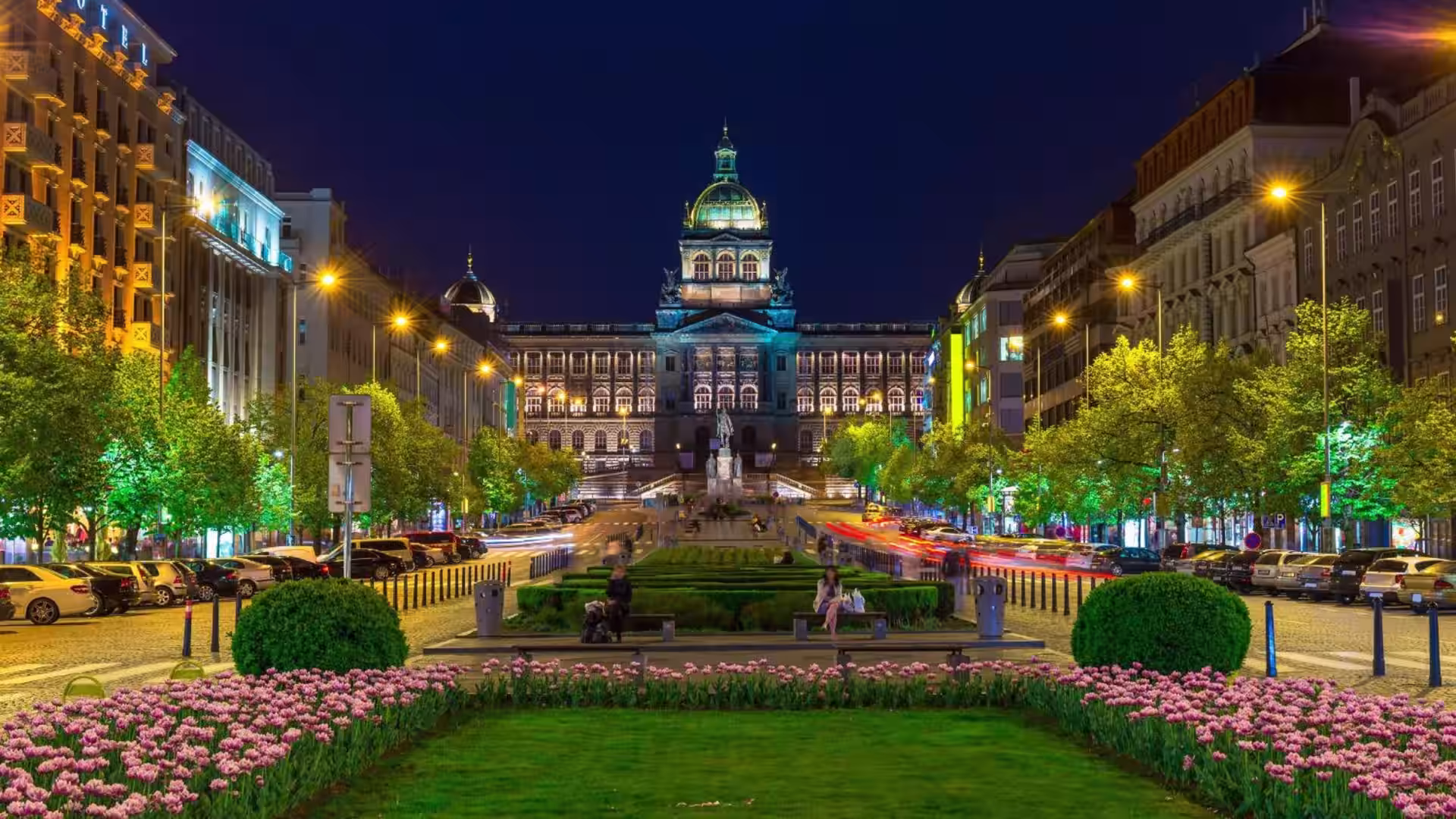 Royal Kings Residence · 68