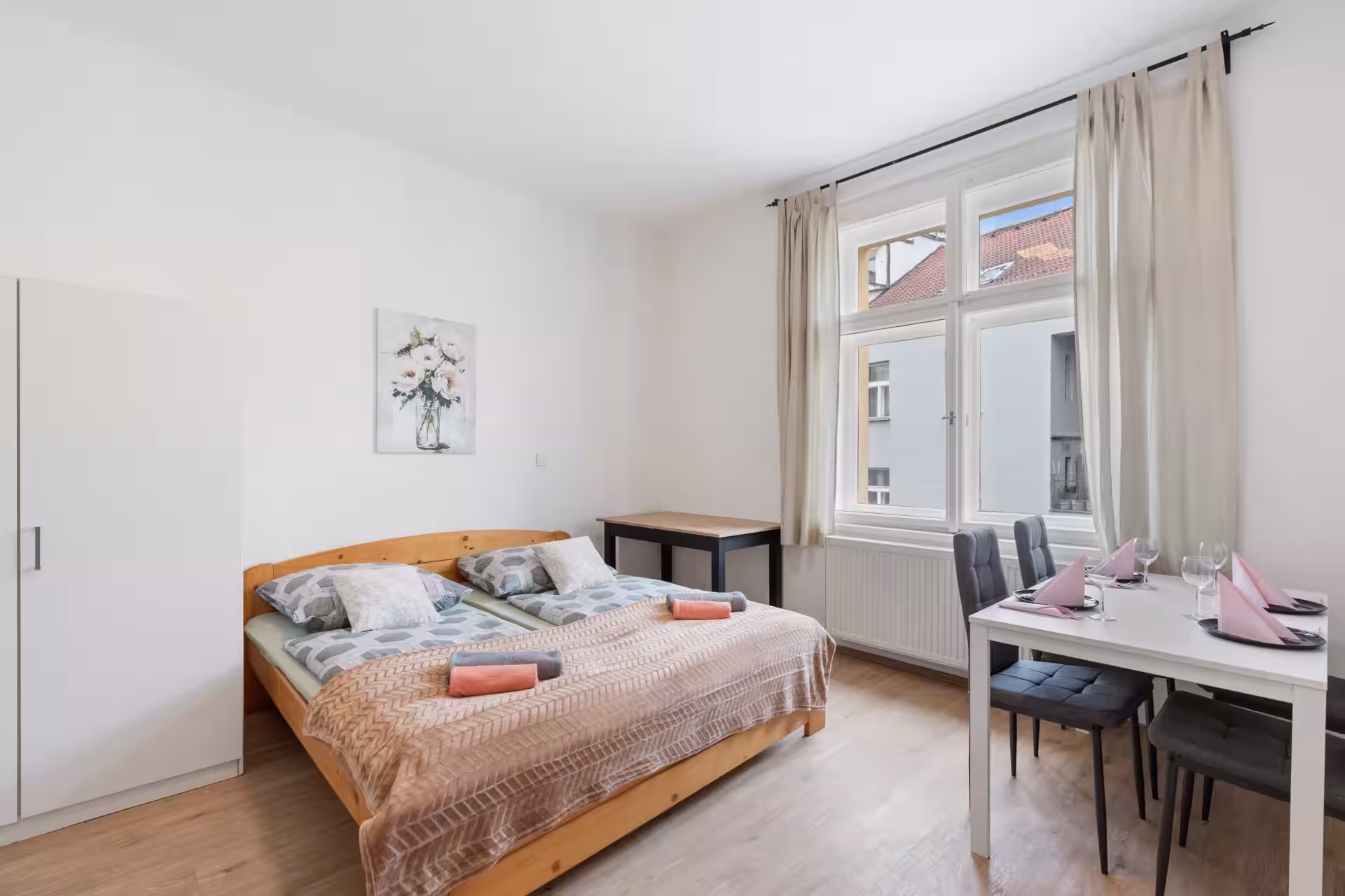 Elegant Prague Apartment · 1