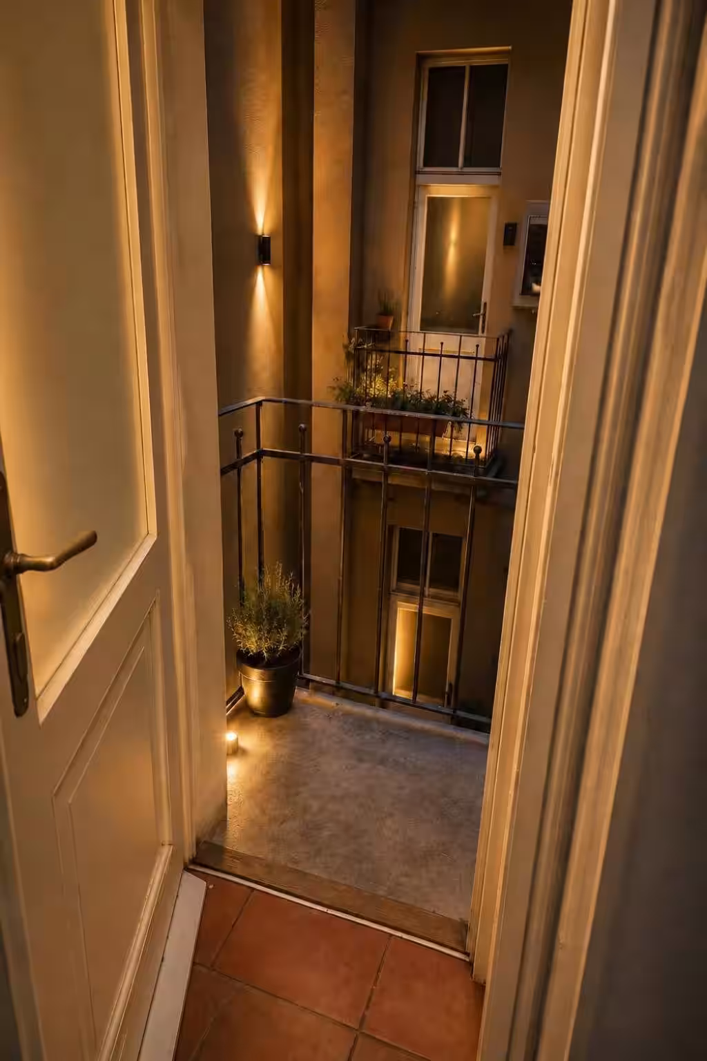 Royal Kings Residence · 17
