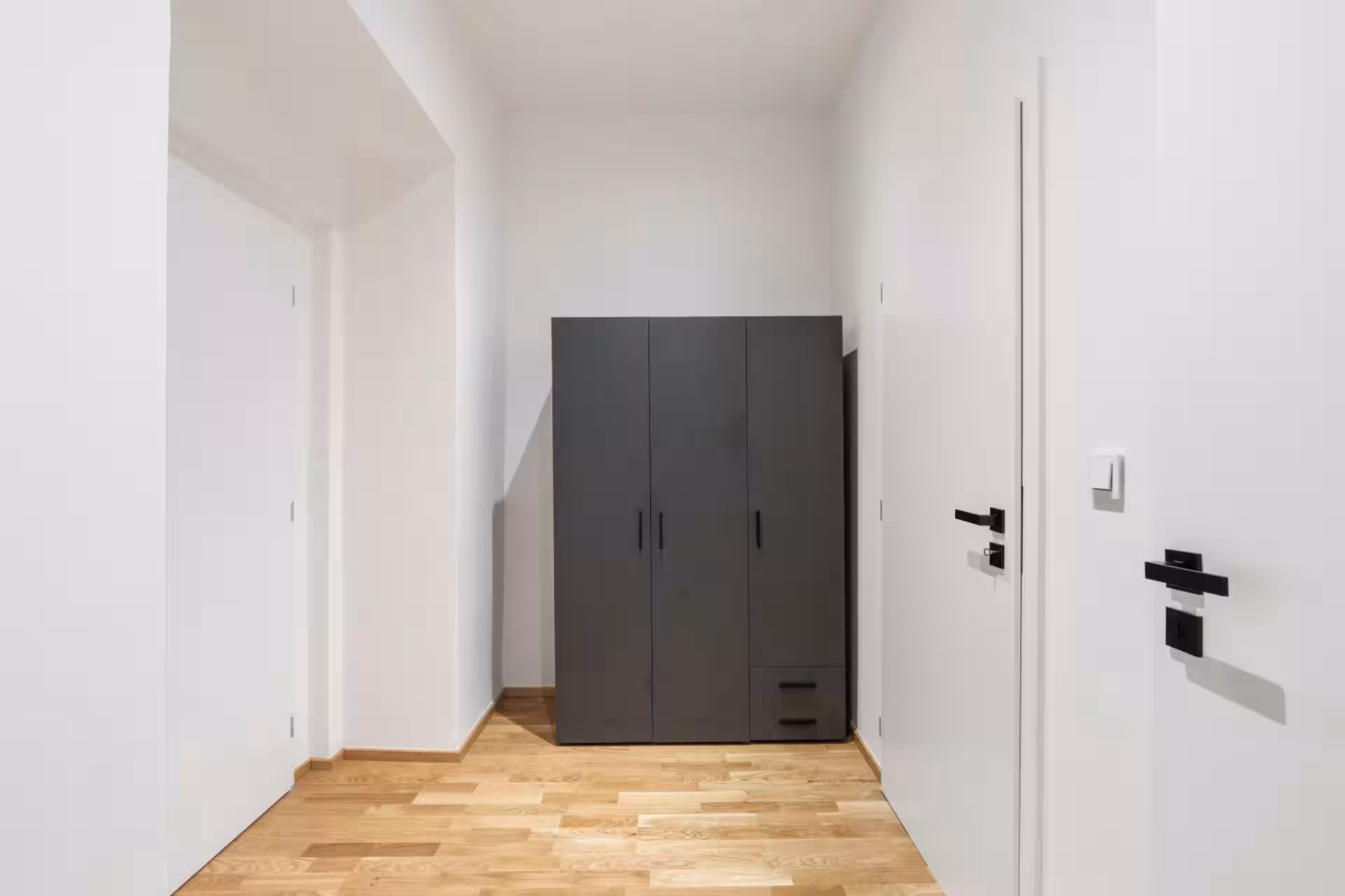 White Haven Residence · 32