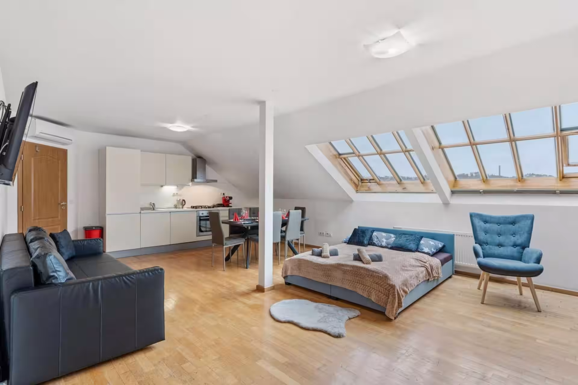 Reunion Luxury Suite · 7