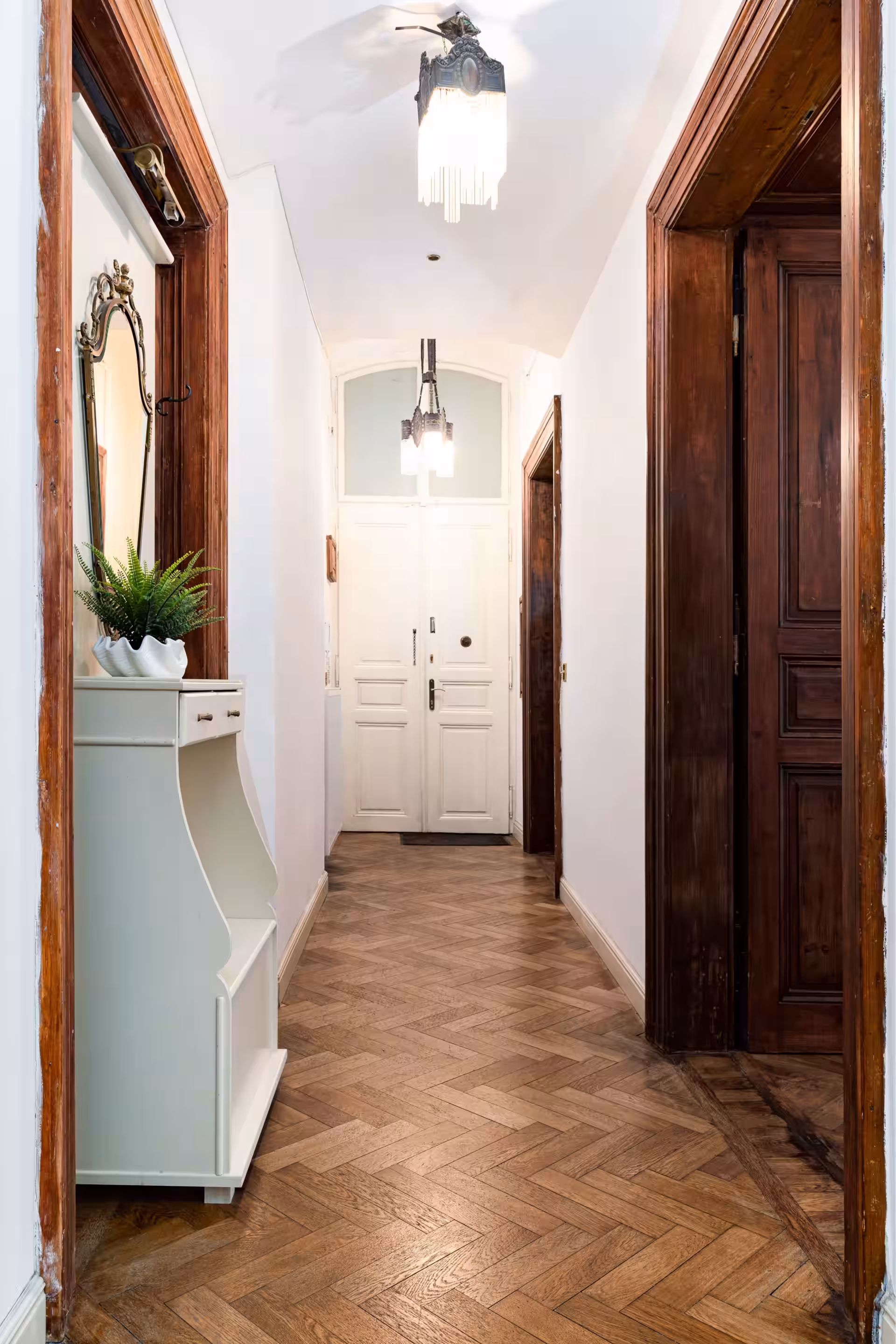 Royal Imperium Suite · 36