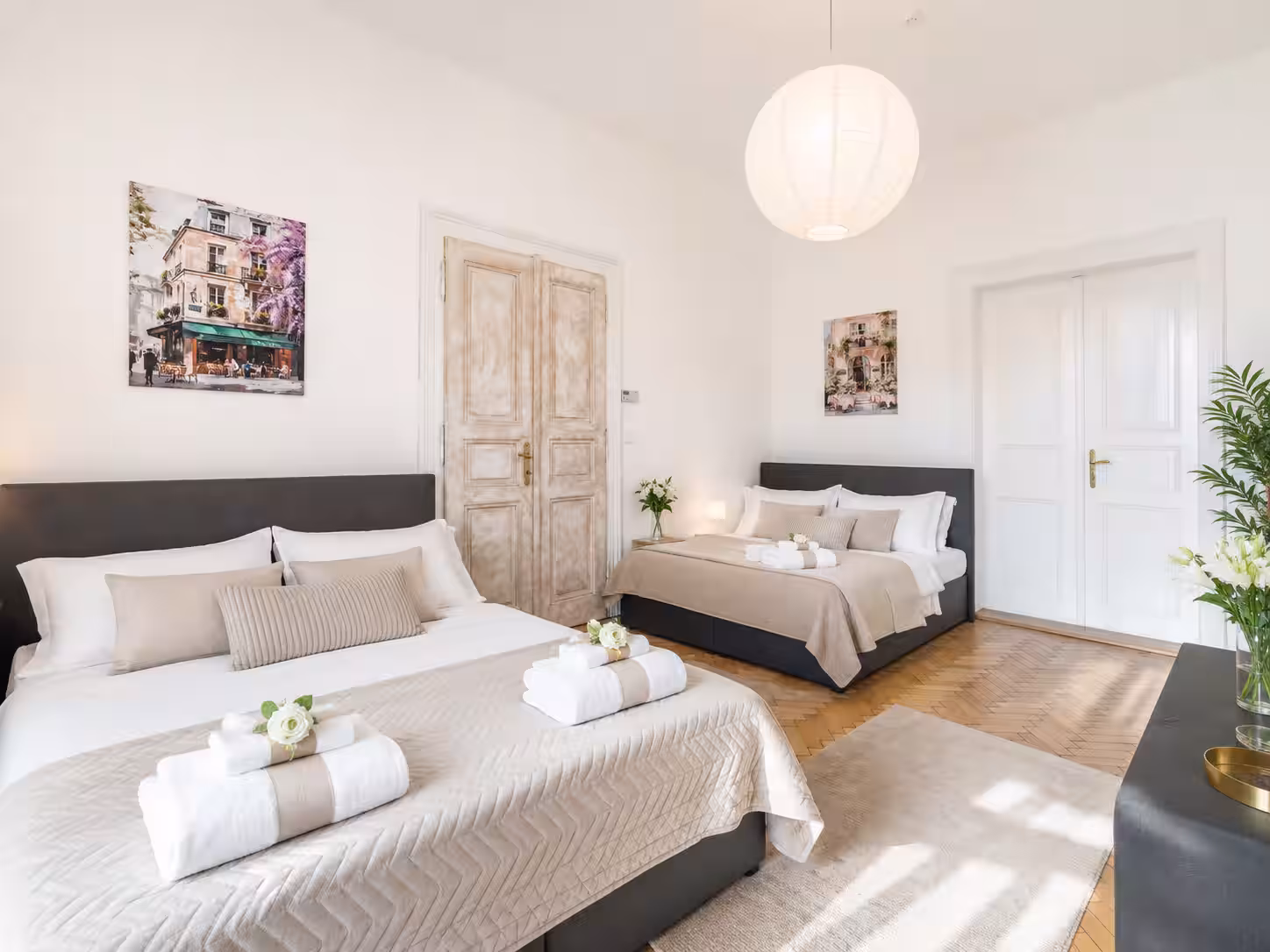 Old Town Residence · 37