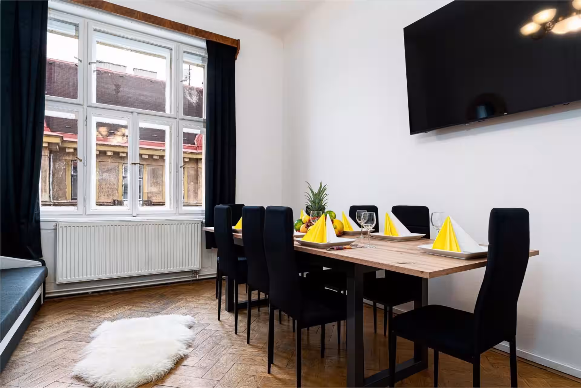 Victory Castle Suite · 44