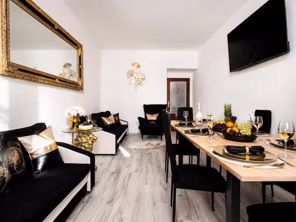 Luxury Lion Suite · 78