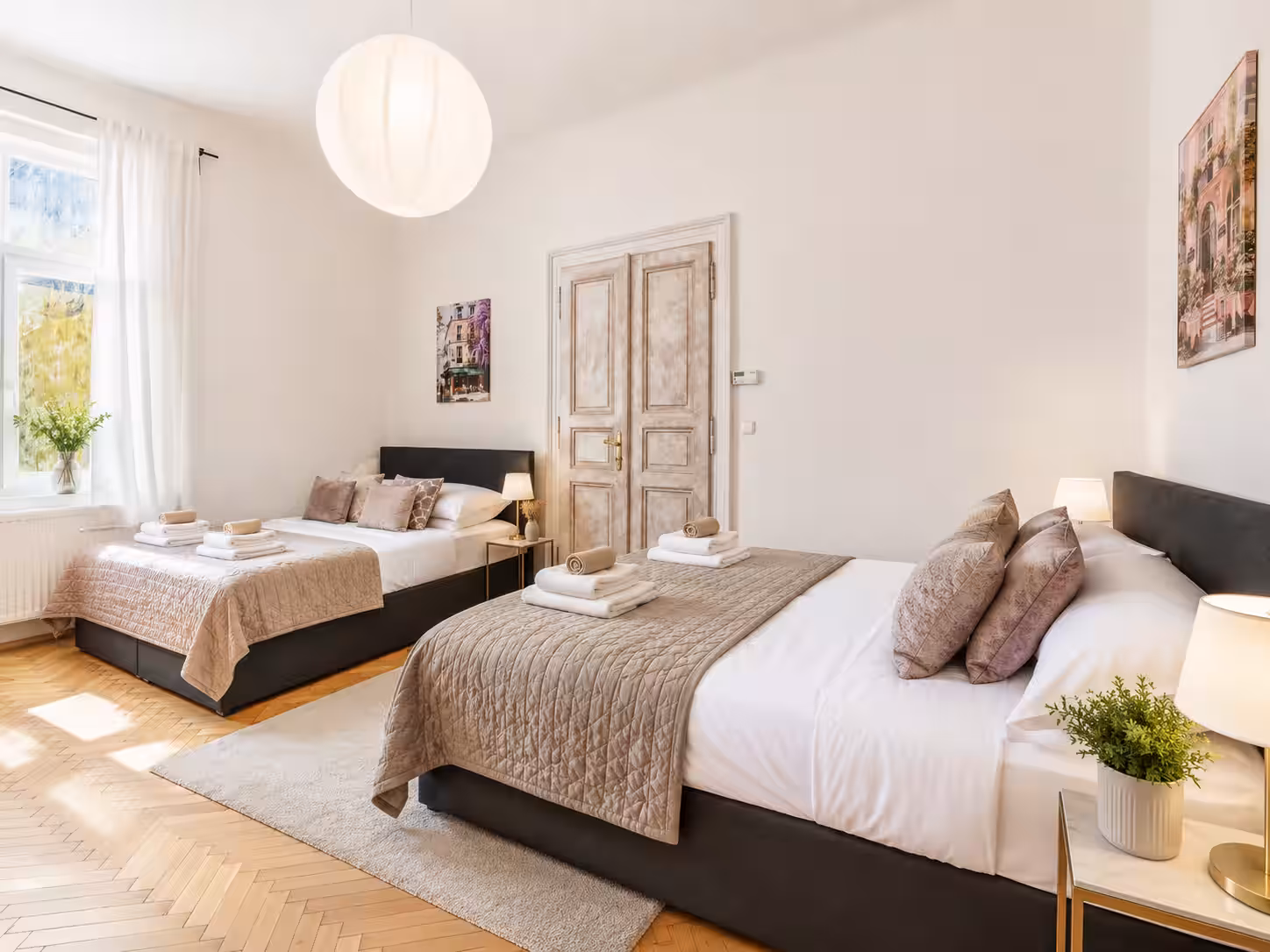 Old Town Residence · 8