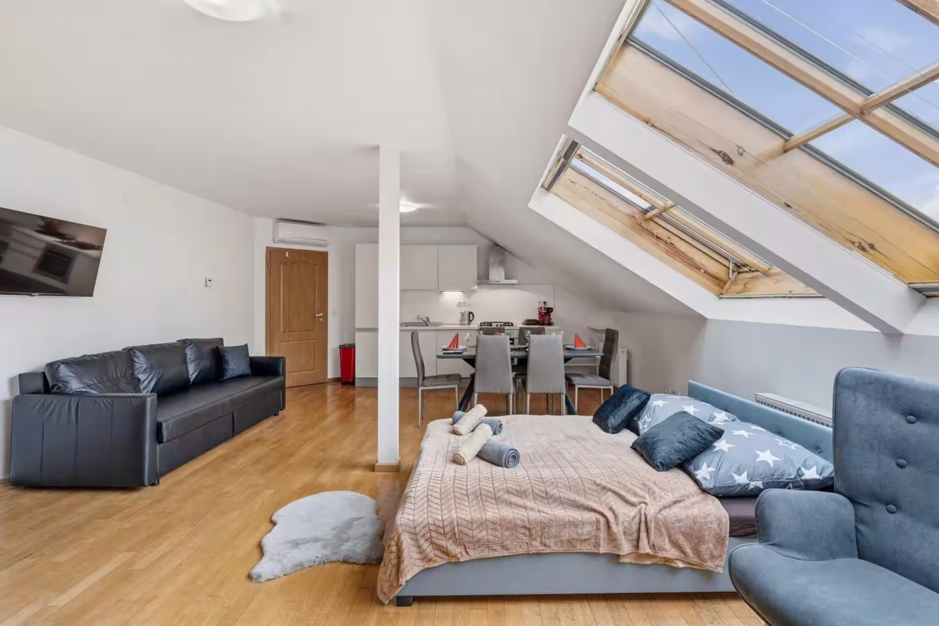 Reunion Luxury Suite · 23