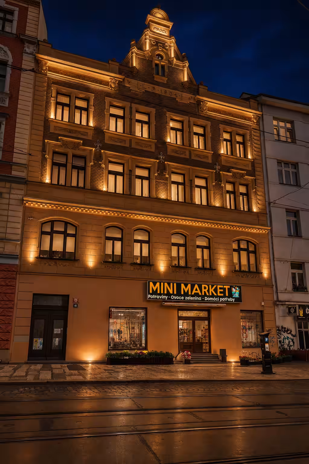 Old Town Residence · 5