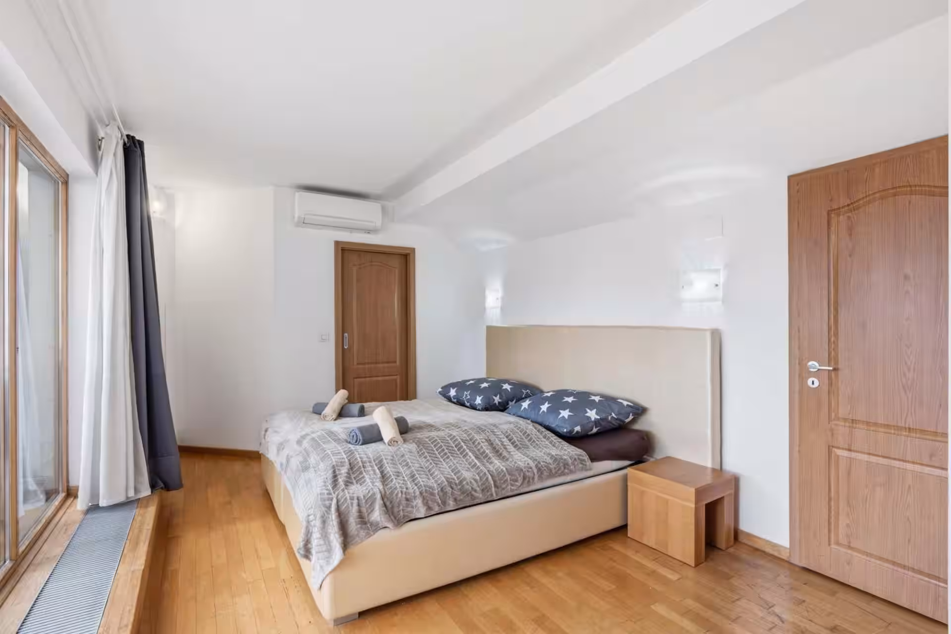 Reunion Luxury Suite · 6