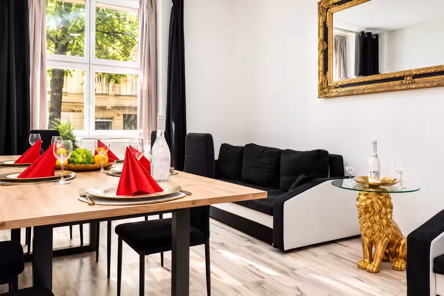 Luxury Lion Suite · 41