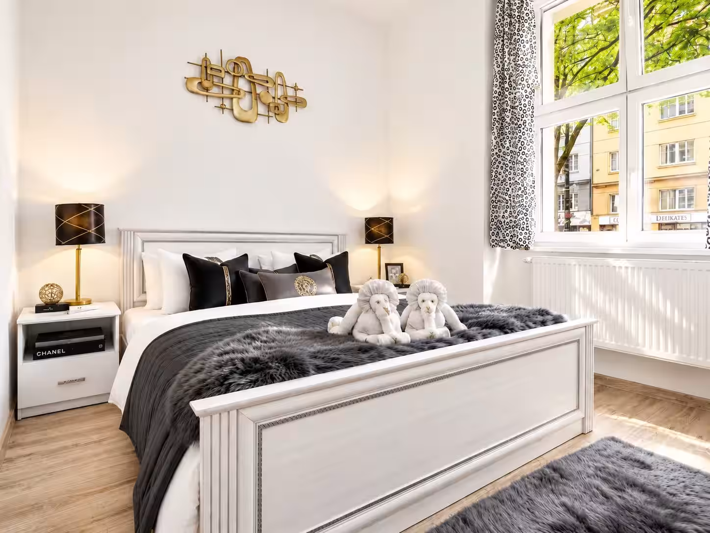 Luxury Lion Suite · 11