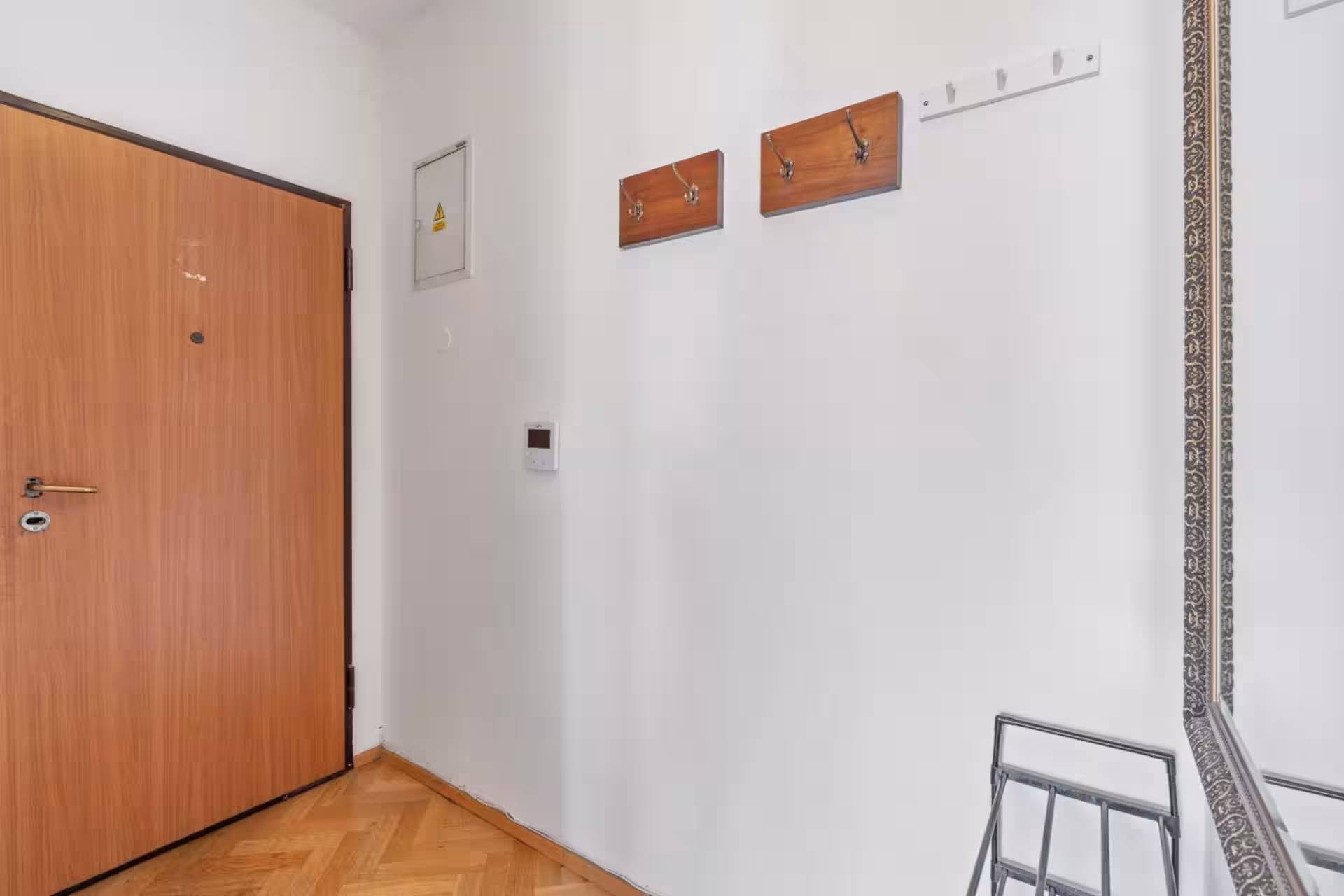 Royal Prague Gallery · 35