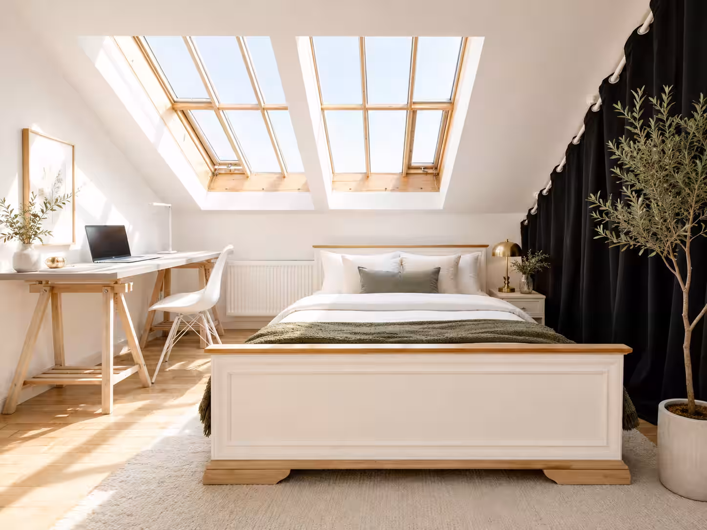 River Deluxe Suite · 7