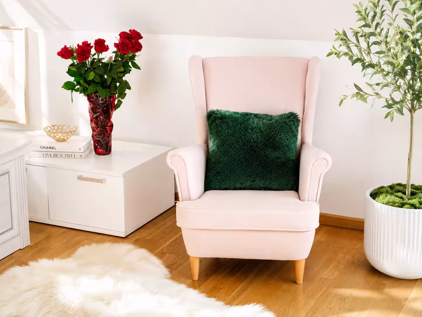 River Deluxe Suite · 82